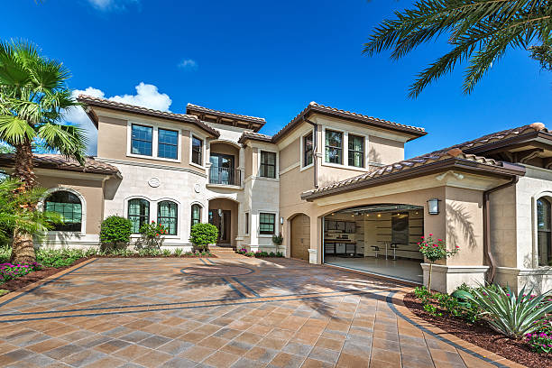 Best Driveway Paving Contractor  in Tennessee Ridge, TN